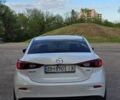 Белый Мазда 3, объемом двигателя 2 л и пробегом 95 тыс. км за 10600 $, фото 1 на Automoto.ua