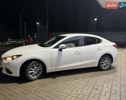 Белый Мазда 3, объемом двигателя 1.5 л и пробегом 56 тыс. км за 14000 $, фото 6 на Automoto.ua