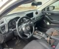 Білий Мазда 3, об'ємом двигуна 2 л та пробігом 210 тис. км за 9500 $, фото 4 на Automoto.ua