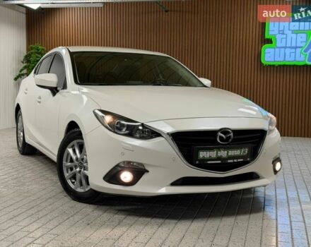 Білий Мазда 3, об'ємом двигуна 1.5 л та пробігом 60 тис. км за 13999 $, фото 2 на Automoto.ua