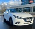 Белый Мазда 3, объемом двигателя 2 л и пробегом 166 тыс. км за 12000 $, фото 1 на Automoto.ua