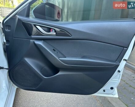 Білий Мазда 3, об'ємом двигуна 1.5 л та пробігом 129 тис. км за 11500 $, фото 26 на Automoto.ua