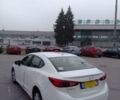 Белый Мазда 3, объемом двигателя 2 л и пробегом 113 тыс. км за 10150 $, фото 2 на Automoto.ua