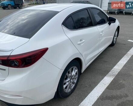 Белый Мазда 3, объемом двигателя 1.5 л и пробегом 108 тыс. км за 11000 $, фото 3 на Automoto.ua