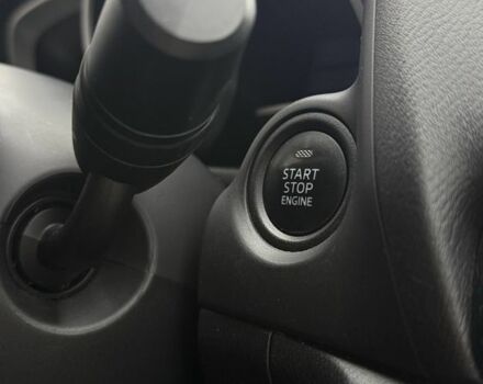 Белый Мазда 3, объемом двигателя 2 л и пробегом 151 тыс. км за 9000 $, фото 21 на Automoto.ua