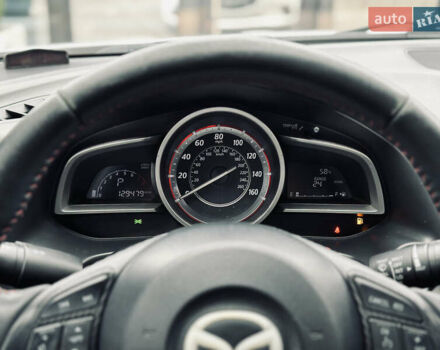 Белый Мазда 3, объемом двигателя 2 л и пробегом 208 тыс. км за 8899 $, фото 46 на Automoto.ua