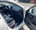 Білий Мазда 3, об'ємом двигуна 2 л та пробігом 148 тис. км за 10000 $, фото 7 на Automoto.ua