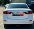 Белый Мазда 3, объемом двигателя 2 л и пробегом 158 тыс. км за 10890 $, фото 6 на Automoto.ua