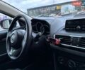 Білий Мазда 3, об'ємом двигуна 1.6 л та пробігом 193 тис. км за 9000 $, фото 7 на Automoto.ua