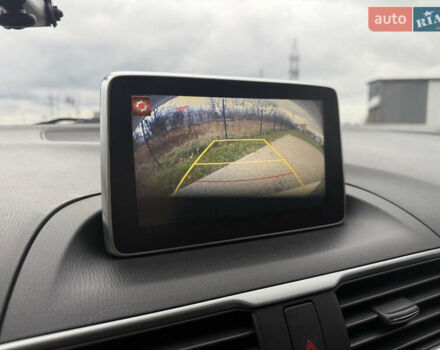 Белый Мазда 3, объемом двигателя 2 л и пробегом 114 тыс. км за 10900 $, фото 25 на Automoto.ua