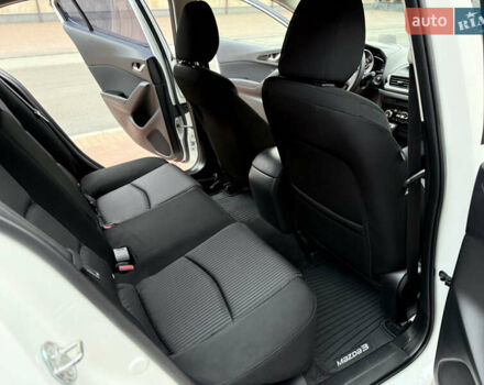 Белый Мазда 3, объемом двигателя 1.5 л и пробегом 98 тыс. км за 14300 $, фото 51 на Automoto.ua