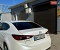 Белый Мазда 3, объемом двигателя 2 л и пробегом 111 тыс. км за 10700 $, фото 11 на Automoto.ua