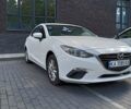 Белый Мазда 3, объемом двигателя 2 л и пробегом 174 тыс. км за 9600 $, фото 7 на Automoto.ua