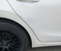 Белый Мазда 3, объемом двигателя 2 л и пробегом 151 тыс. км за 10000 $, фото 27 на Automoto.ua