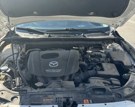 Белый Мазда 3, объемом двигателя 1.5 л и пробегом 80 тыс. км за 10800 $, фото 5 на Automoto.ua