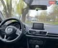 Белый Мазда 3, объемом двигателя 2 л и пробегом 156 тыс. км за 10200 $, фото 4 на Automoto.ua