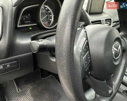 Белый Мазда 3, объемом двигателя 2 л и пробегом 173 тыс. км за 8700 $, фото 31 на Automoto.ua