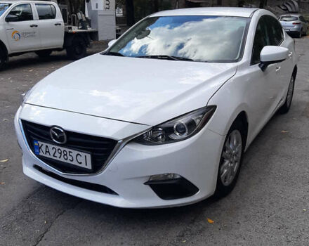 Белый Мазда 3, объемом двигателя 2 л и пробегом 211 тыс. км за 9300 $, фото 2 на Automoto.ua