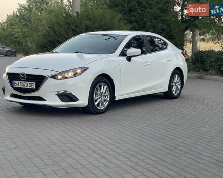 Белый Мазда 3, объемом двигателя 2 л и пробегом 200 тыс. км за 10500 $, фото 2 на Automoto.ua
