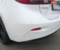 Белый Мазда 3, объемом двигателя 2 л и пробегом 151 тыс. км за 10000 $, фото 8 на Automoto.ua