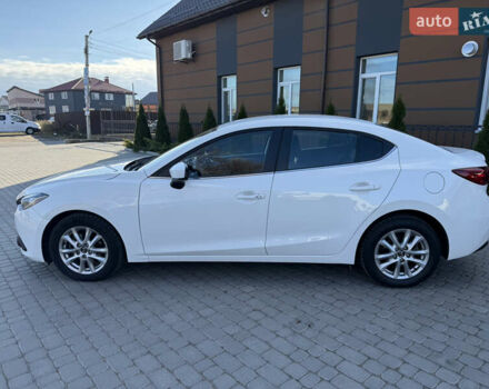 Белый Мазда 3, объемом двигателя 2 л и пробегом 114 тыс. км за 10900 $, фото 8 на Automoto.ua