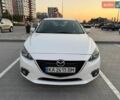 Білий Мазда 3, об'ємом двигуна 2 л та пробігом 151 тис. км за 9700 $, фото 2 на Automoto.ua