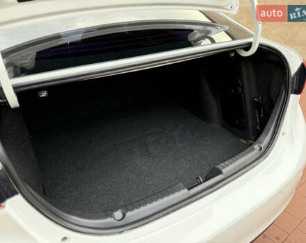 Белый Мазда 3, объемом двигателя 1.5 л и пробегом 98 тыс. км за 14300 $, фото 53 на Automoto.ua