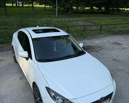Белый Мазда 3, объемом двигателя 2 л и пробегом 129 тыс. км за 11000 $, фото 5 на Automoto.ua