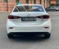 Белый Мазда 3, объемом двигателя 2 л и пробегом 200 тыс. км за 9250 $, фото 8 на Automoto.ua
