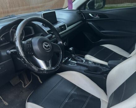 Белый Мазда 3, объемом двигателя 0 л и пробегом 175 тыс. км за 10000 $, фото 1 на Automoto.ua