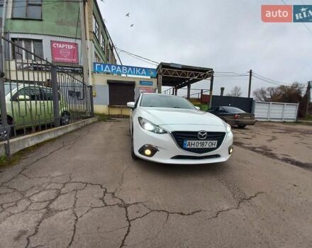 Білий Мазда 3, об'ємом двигуна 2 л та пробігом 147 тис. км за 11500 $, фото 2 на Automoto.ua