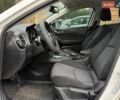 Білий Мазда 3, об'ємом двигуна 2 л та пробігом 220 тис. км за 9300 $, фото 23 на Automoto.ua