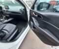 Білий Мазда 3, об'ємом двигуна 2 л та пробігом 147 тис. км за 11500 $, фото 17 на Automoto.ua
