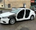 Білий Мазда 3, об'ємом двигуна 2 л та пробігом 155 тис. км за 4450 $, фото 7 на Automoto.ua