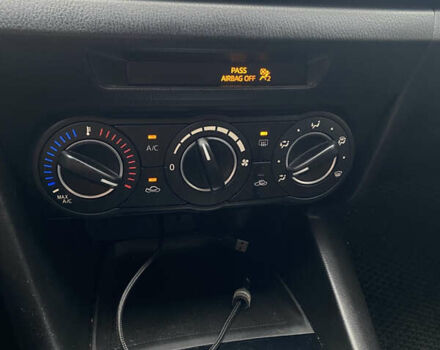 Білий Мазда 3, об'ємом двигуна 2 л та пробігом 175 тис. км за 9000 $, фото 38 на Automoto.ua