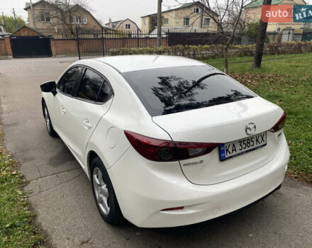Білий Мазда 3, об'ємом двигуна 2 л та пробігом 175 тис. км за 9000 $, фото 10 на Automoto.ua