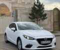 Белый Мазда 3, объемом двигателя 2 л и пробегом 200 тыс. км за 9950 $, фото 1 на Automoto.ua