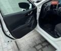 Белый Мазда 3, объемом двигателя 2 л и пробегом 251 тыс. км за 9000 $, фото 9 на Automoto.ua