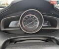 Белый Мазда 3, объемом двигателя 2 л и пробегом 151 тыс. км за 10000 $, фото 9 на Automoto.ua