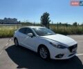 Білий Мазда 3, об'ємом двигуна 1.5 л та пробігом 231 тис. км за 11000 $, фото 1 на Automoto.ua