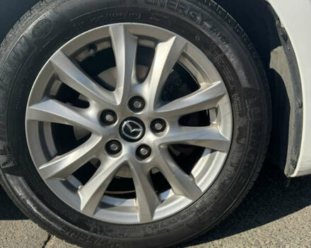 Белый Мазда 3, объемом двигателя 1.5 л и пробегом 140 тыс. км за 10900 $, фото 4 на Automoto.ua