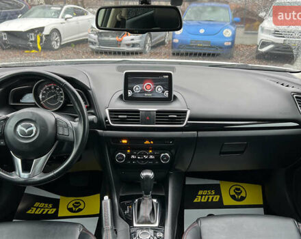 Белый Мазда 3, объемом двигателя 2 л и пробегом 119 тыс. км за 12650 $, фото 10 на Automoto.ua