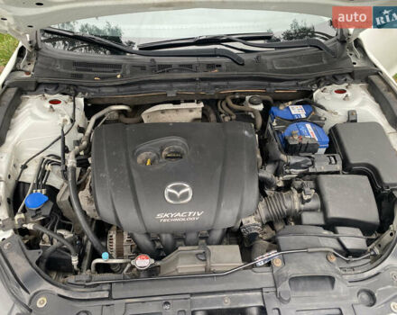 Білий Мазда 3, об'ємом двигуна 2 л та пробігом 175 тис. км за 9000 $, фото 39 на Automoto.ua