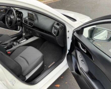 Білий Мазда 3, об'ємом двигуна 2 л та пробігом 70 тис. км за 8700 $, фото 8 на Automoto.ua