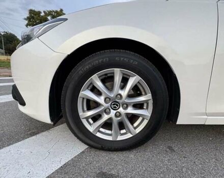 Белый Мазда 3, объемом двигателя 2 л и пробегом 178 тыс. км за 12900 $, фото 9 на Automoto.ua