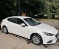 Белый Мазда 3, объемом двигателя 2 л и пробегом 95 тыс. км за 12000 $, фото 5 на Automoto.ua