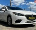 Белый Мазда 3, объемом двигателя 2 л и пробегом 190 тыс. км за 11000 $, фото 1 на Automoto.ua