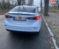 Білий Мазда 3, об'ємом двигуна 2 л та пробігом 120 тис. км за 12500 $, фото 9 на Automoto.ua