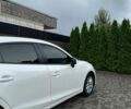 Белый Мазда 3, объемом двигателя 2 л и пробегом 120 тыс. км за 9300 $, фото 3 на Automoto.ua