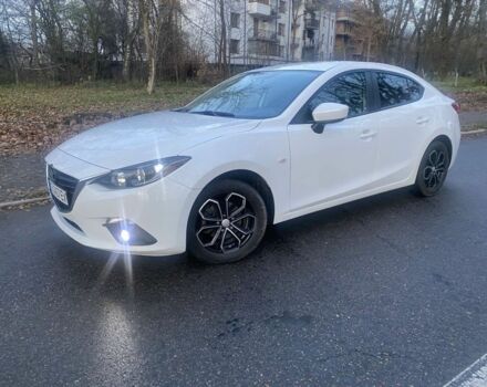 Белый Мазда 3, объемом двигателя 2 л и пробегом 111 тыс. км за 12500 $, фото 4 на Automoto.ua